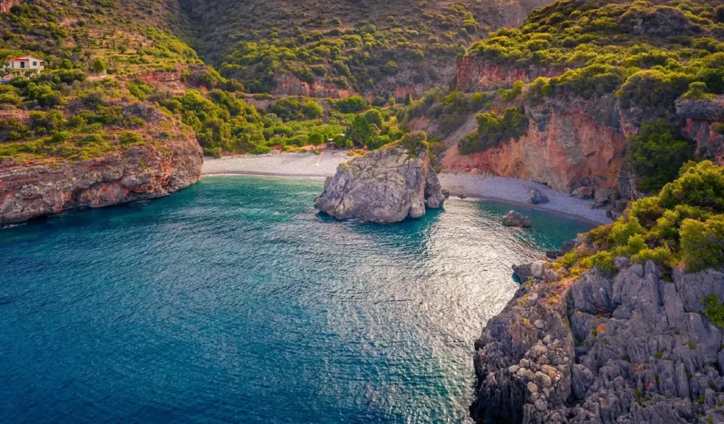Foneas Beach Mani